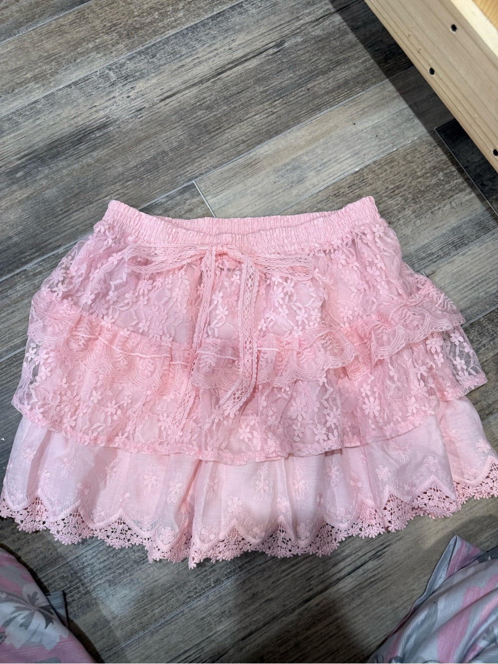 Women's Pink Lace Tiered Mini Skirt